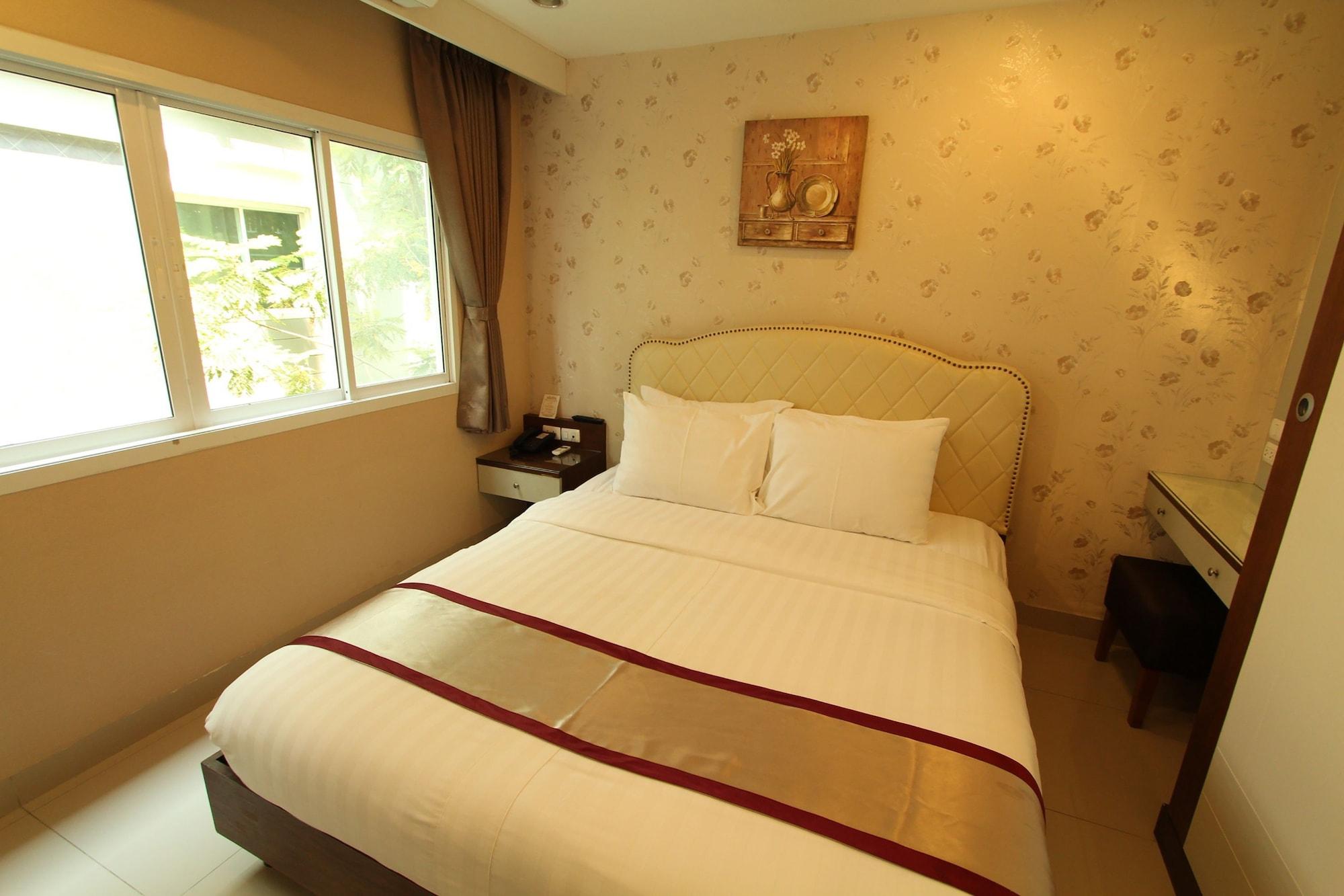 At Residence Suvarnabhumi Hotel - Sha Extra Plus Banguecoque Exterior foto